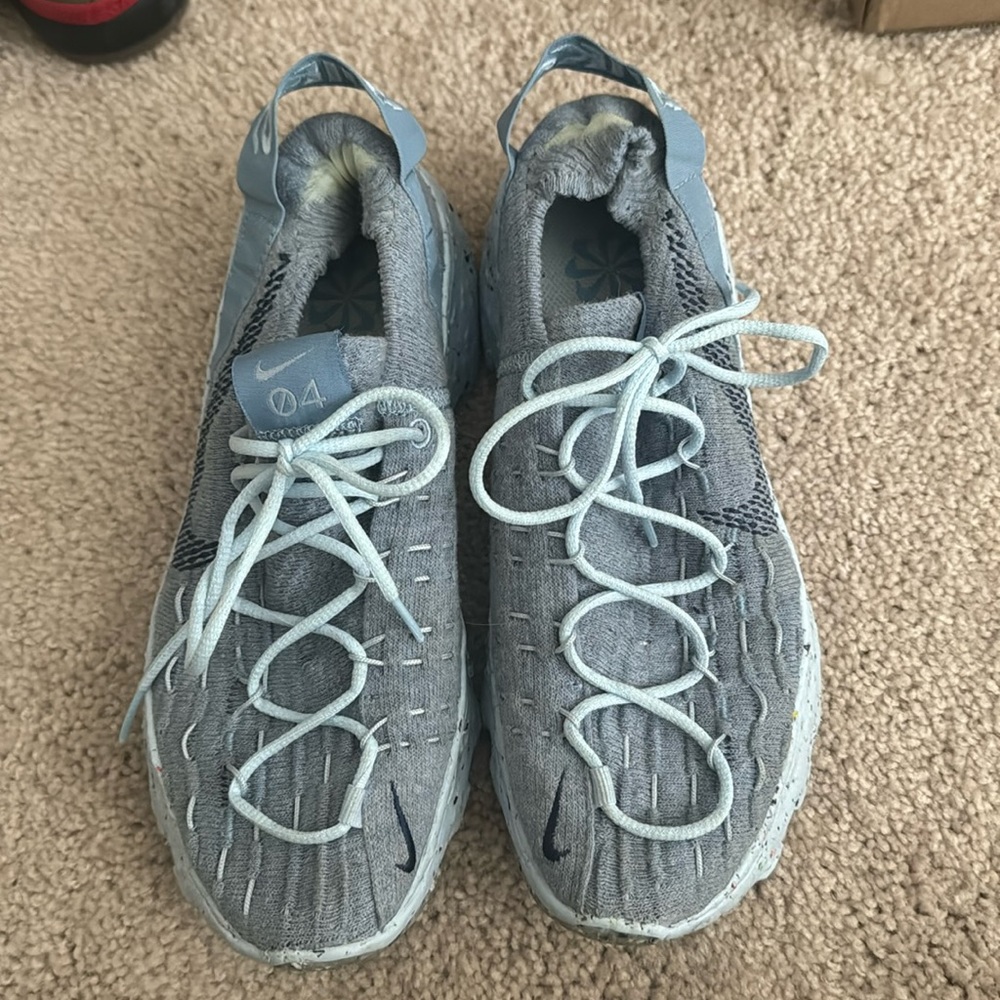 Nike Space Hippie 04
